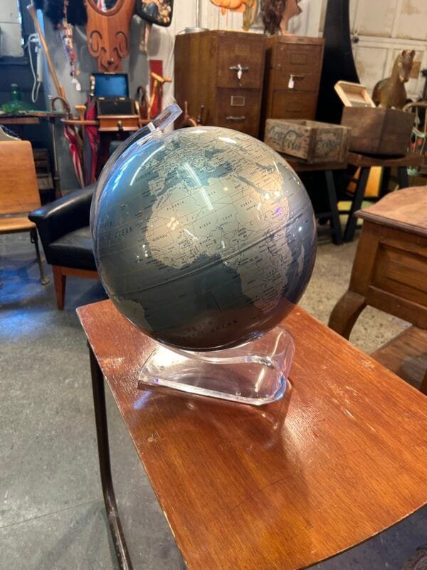 Vintage Acrylic World Globe – Classic Cartography Collectible - Image 2